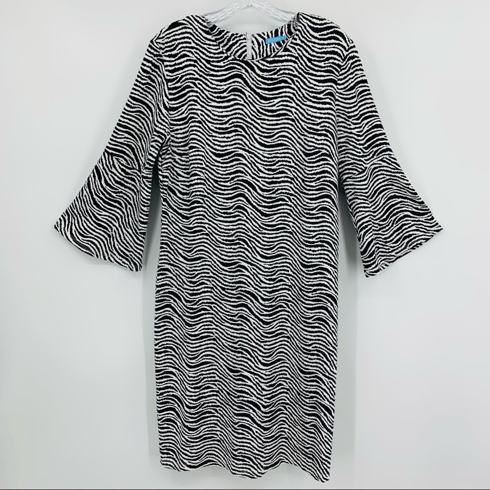 J. McLaughlin Zebra Print Black White Bell Sleeve Dress, Size L